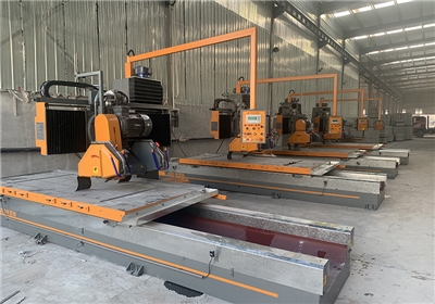 SQ/PC-1300自動(dòng)異形線(xiàn)條切割機(jī)